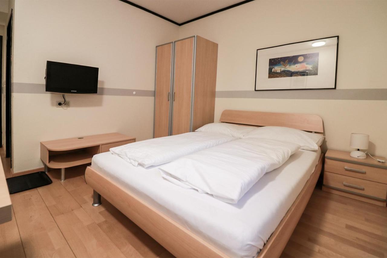 Schlafgut Hotell Sankt Poelten Eksteriør bilde